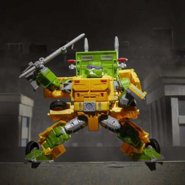 Transformers Party Wallop | Teenage Mutant Ninja Turtles | Transformers Collaborative