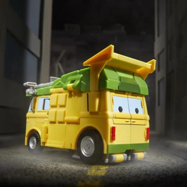 Transformers Party Wallop | Teenage Mutant Ninja Turtles | Transformers Collaborative
