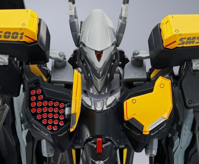 VF-25S Armored Messiah Valkyrie Ozma Lee Machine Revival Version DX Chogokin | Macross Frontier | Bandai Spirits