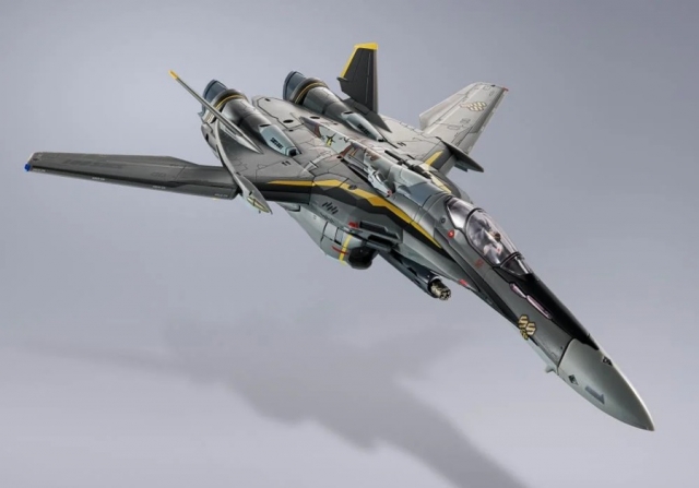VF-25S Armored Messiah Valkyrie Ozma Lee Machine Revival Version DX Chogokin | Macross Frontier | Bandai Spirits