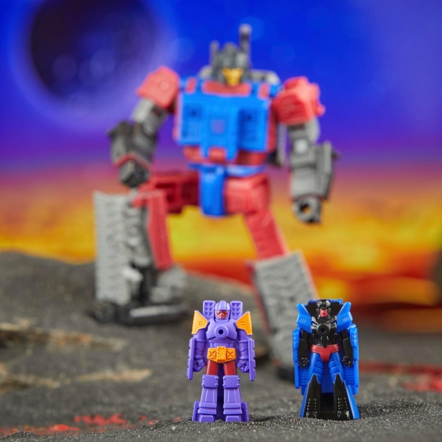 G1 Universe Autobot Quake Deluxe Class | Transformers: Legacy United
