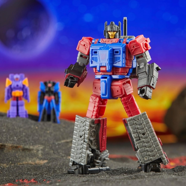 G1 Universe Autobot Quake Deluxe Class | Transformers: Legacy United