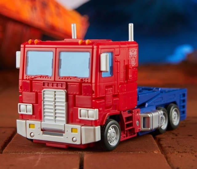 86-31 Optimus Prime Commander Class | Transformers Studio Series | Transformers: The Movie 86