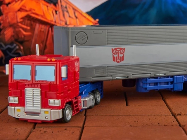 86-31 Optimus Prime Commander Class | Transformers Studio Series | Transformers: The Movie 86