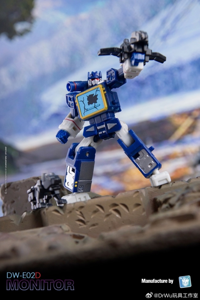 DW-E02D Monitor and DW-E16D Sound Master Battle Damaged Version Set of 2 | Dr. Wu