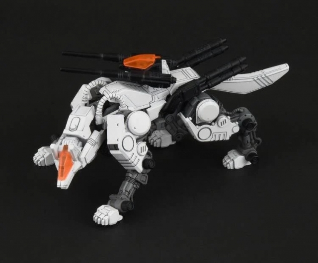 RMZ-003 Command Wolf Model Kit 1/100 Scale | Zoids Realize Model | Takara Tomy