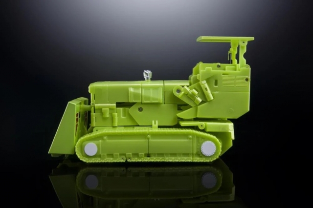 MX-45 Razer | X-Transbots