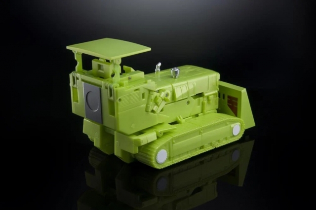 MX-45 Razer | X-Transbots