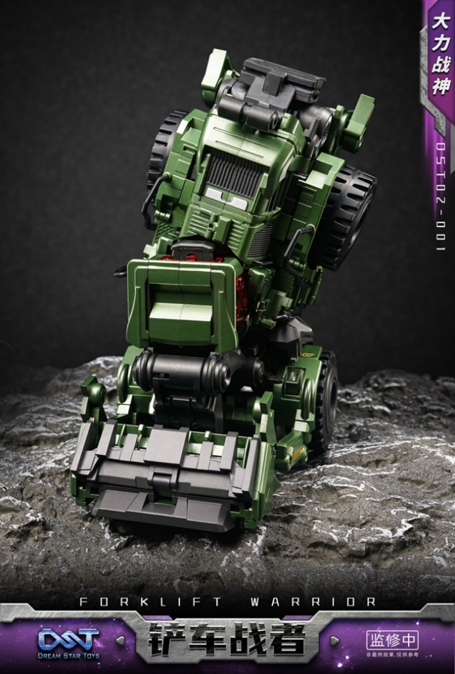 DST02-001 Forklift Warrior | Dream Star Toys Combiner