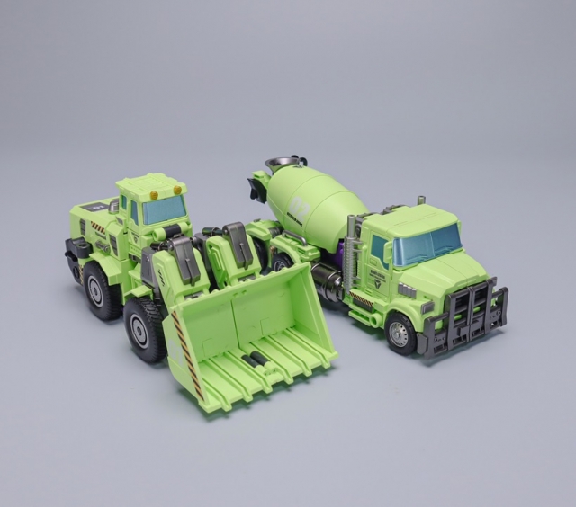 GLA-01 and GLA-02 Set of 2 | Heavy Duty Builder | Mecha Invasion Giant Legion Combiner