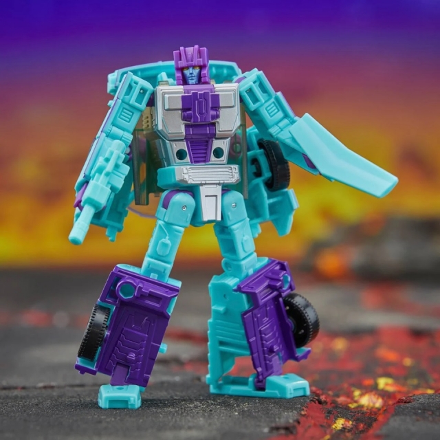 Breakdown G2 Deluxe Class | Transformers: Legacy United