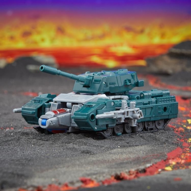 Overcharge Legacy Leader Class | Transformers Generations Legacy