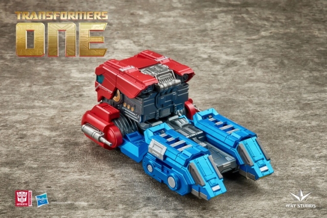 Optimus Prime Truck Mode Statue | Transformers: One | Way Studios
