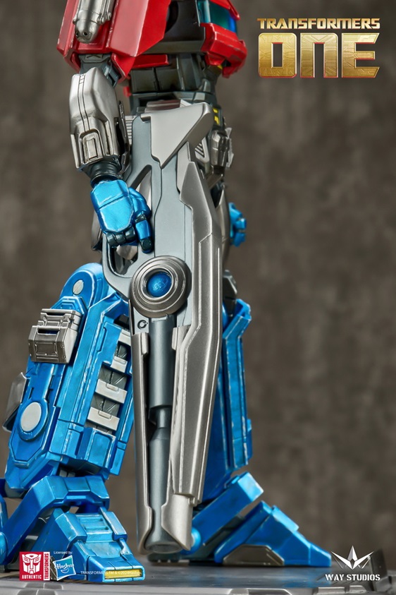 Optimus Prime Final Form Statue | Transformers: One | Way Studios