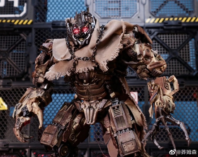 R-05 Desperado Desert Color Version | Unique Toys