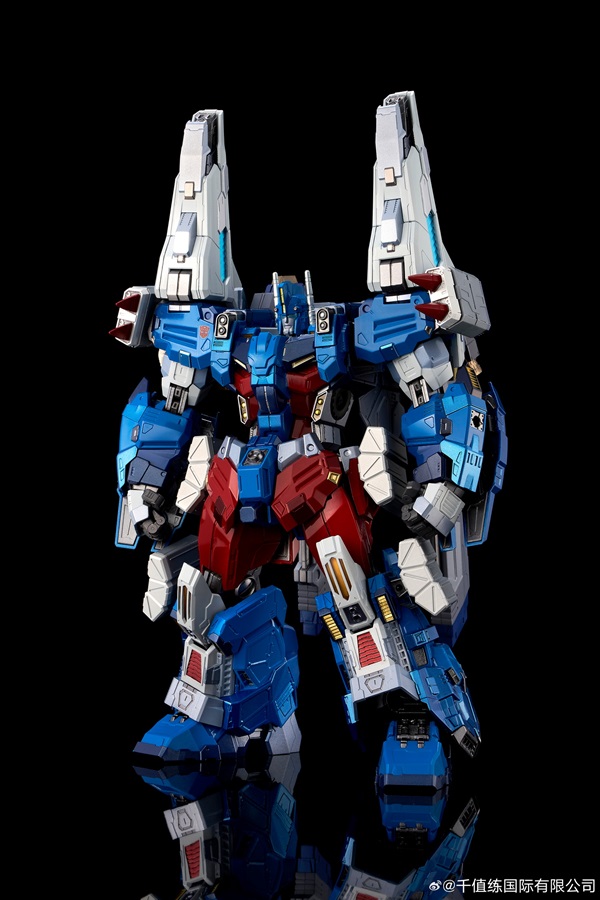 Ultra Magnus | Transformers Kuro Kara Kuri | Flame Toys