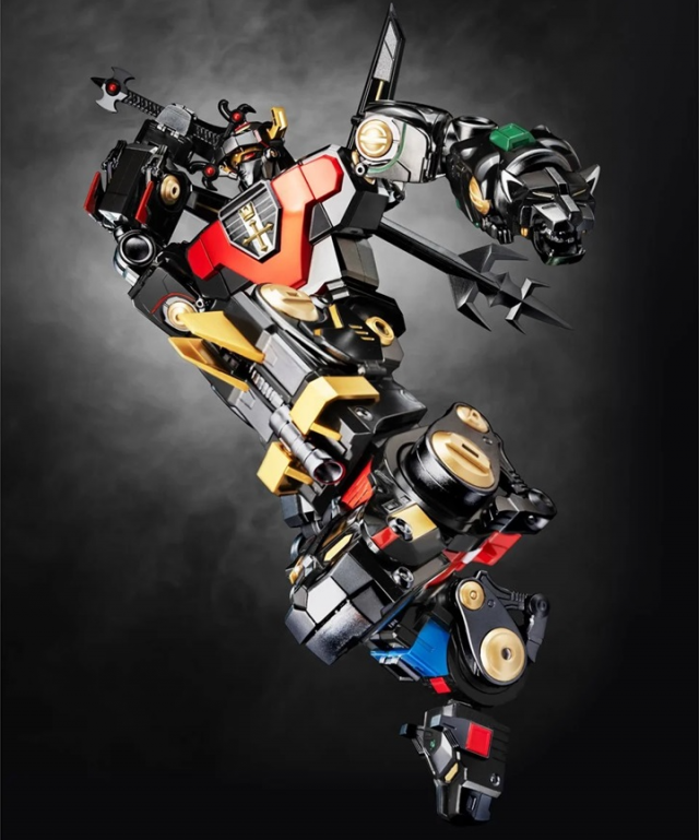 Voltron Black and Gold Edition ROBO-DOU | Voltron: Defender of the Universe | threezero