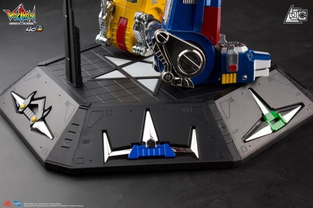 Voltron 40th Anniversary Collector's Set | Voltron: Defender of the Universe | Toynami