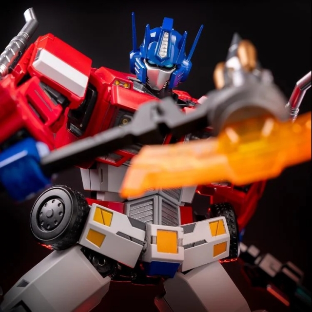 Optimus Prime Combot Series | Transformers | Unix Square