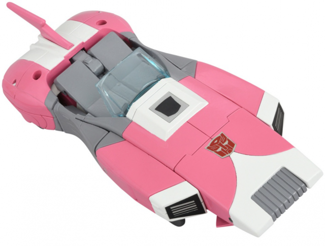 C-08 Arcee | Transformers Missing Link | Takara Tomy