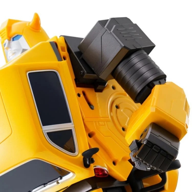 G1 Bumblebee Flagship Series | Robosen Transformers Robot
