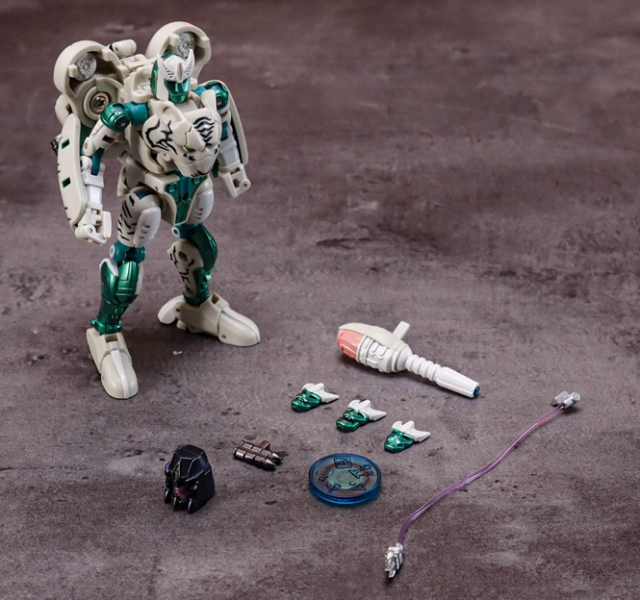 RT-04 Zhou Hu | Robot Toys