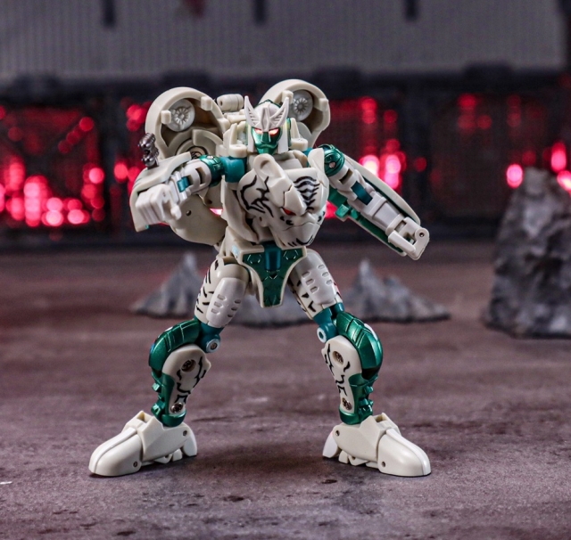 RT-04 Zhou Hu | Robot Toys
