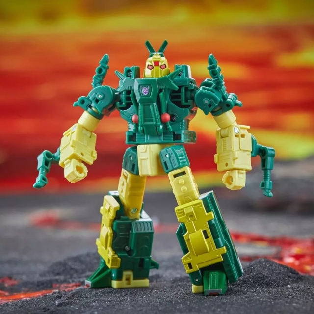 Mayhem Attack Squad Set of 3 | Transformers: Legacy United Doom n Destruction Collection