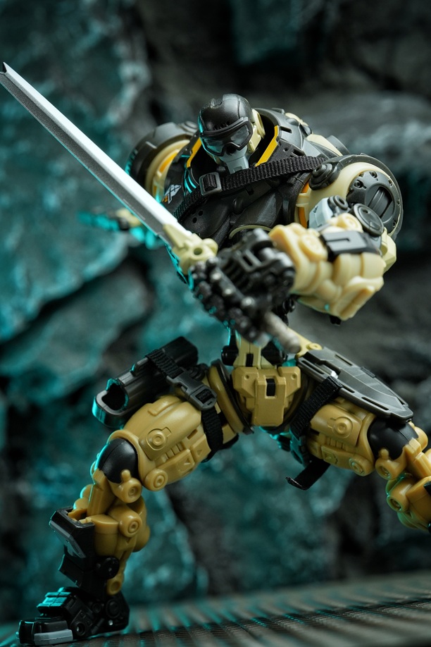 AMW-01 Python Apollo 1/12 Scale Figure Astrobotix Series | Toy Notch Astrobots