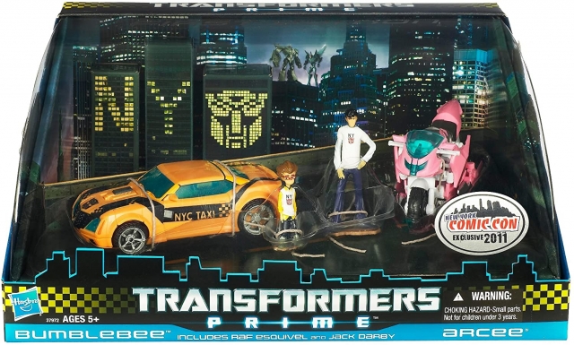 Bumblebee and Arcee NYCC Exclusive Deluxe Class | Transformers Prime Robots in Disguise