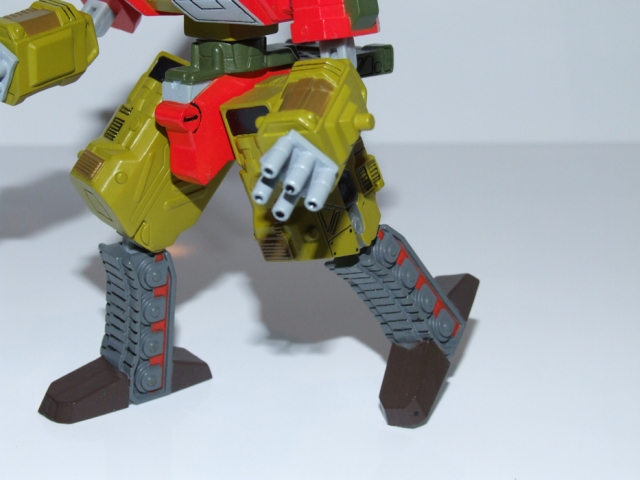 10 Ironhide | Transformers Mega SCF G1