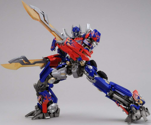 DMK-01 Dual Model Kit Optimus Prime | Transformers Dark of the Moon