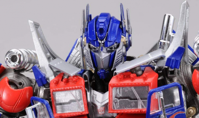 DMK-01 Dual Model Kit Optimus Prime | Transformers Dark of the Moon