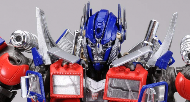 DMK-01 Dual Model Kit Optimus Prime | Transformers Dark of the Moon
