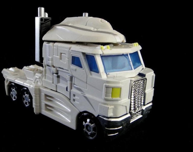 Ultra Magnus Asia Exclusive | Transformers United