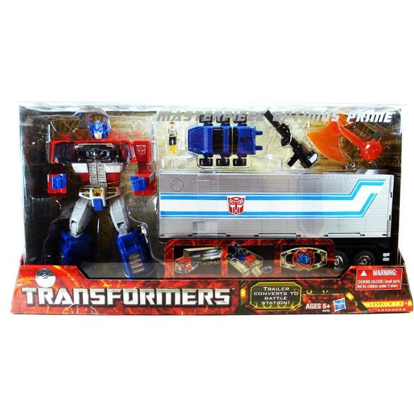 Optimus Prime with Trailer | Transformers Masterpiece