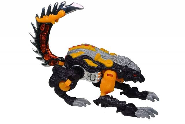 D-002 Gas Skunk  | Transformers Car Robots Robots in Disguise