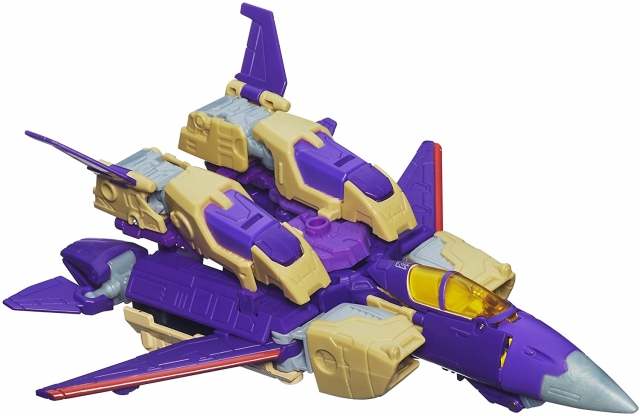 Voyager Class Blitzwing | Transformers Generations Thrilling 30