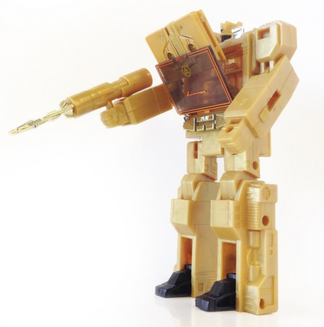 Soundwave Gold Version Linkin Park Edition | Transformers Platinum Edition