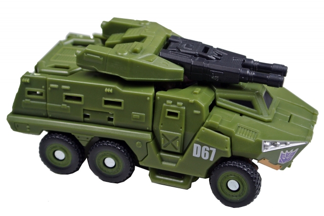 Scout Class Decepticon Brawl Exclusive | Transformers Generations GDO