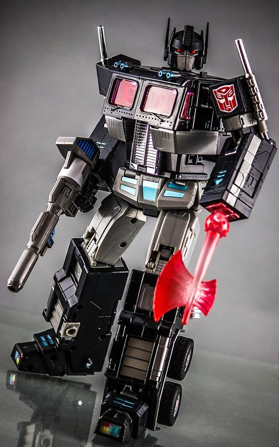MP-01B Black Convoy Optimus Prime | Transformers Masterpiece
