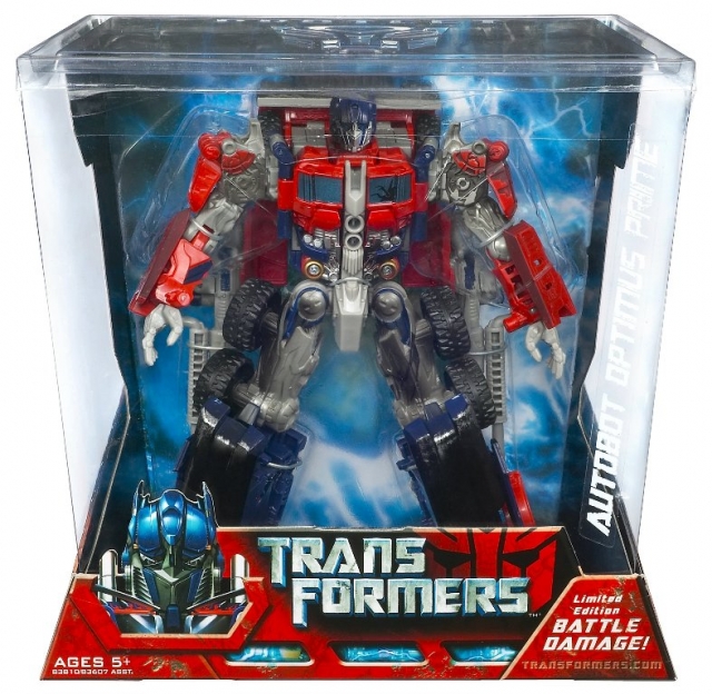 Leader Class Autobot Optimus Prime with Battle Damage | Transformers the Movie Premium Series