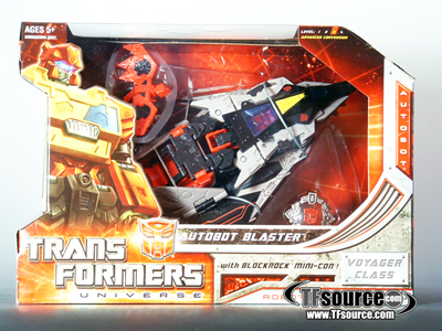 Voyager Class Autobot Blaster with Blockrock Mini-Con | Transformers Universe