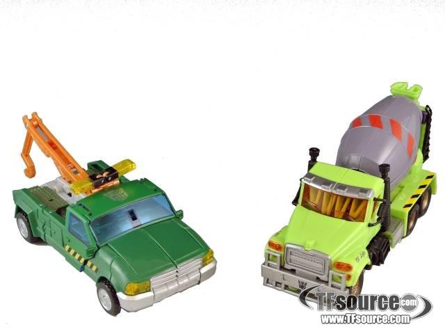 Hoist vs. Mixmaster Back Road Brawl Set | Transformers 2 ROTF Revenge of the Fallen