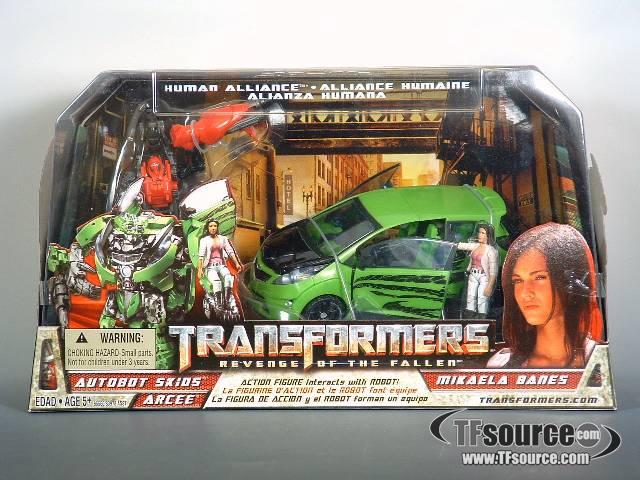 Human Alliance Autobot Skids with Mikaela Banes | Transformers 2 ROTF Revenge of the Fallen