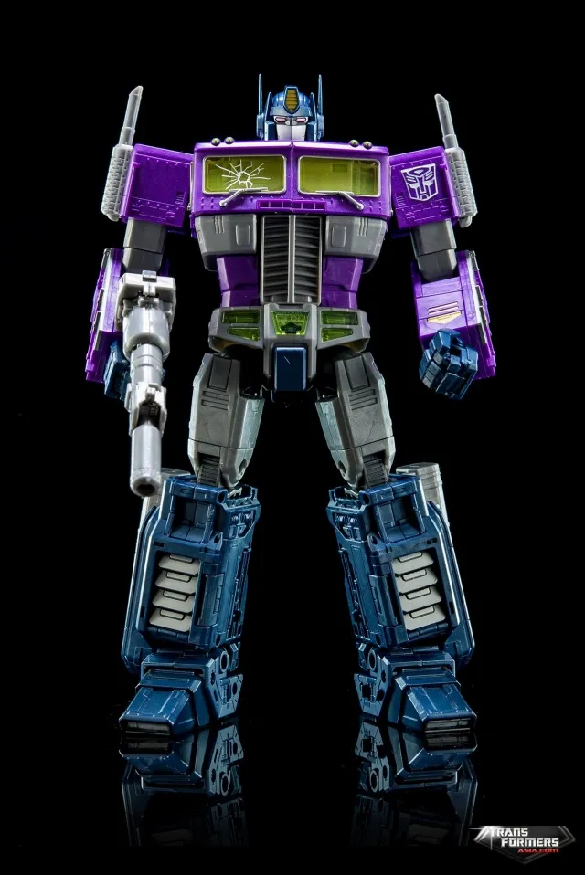 Shattered Glass Optimus Prime | Transformers Masterpiece