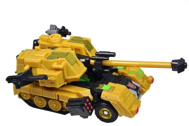 Straxus Bard of Darkmount Shattered Glass Botcon Exclusive | Transformers Convention Botcon 2012
