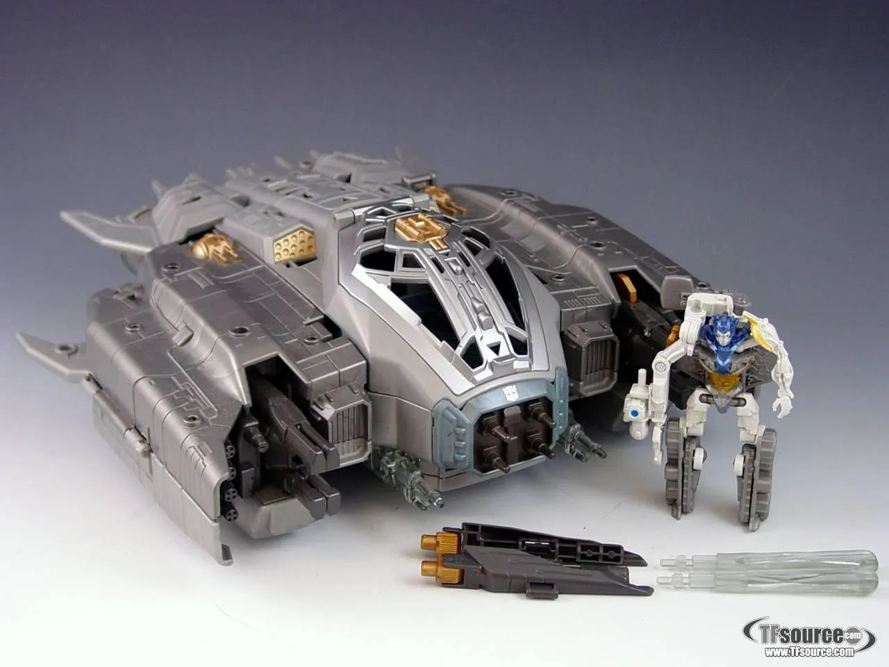 Cyberverse Autobot Ark with Autobot Roller | Transformers 3 Dark of the Moon DOTM