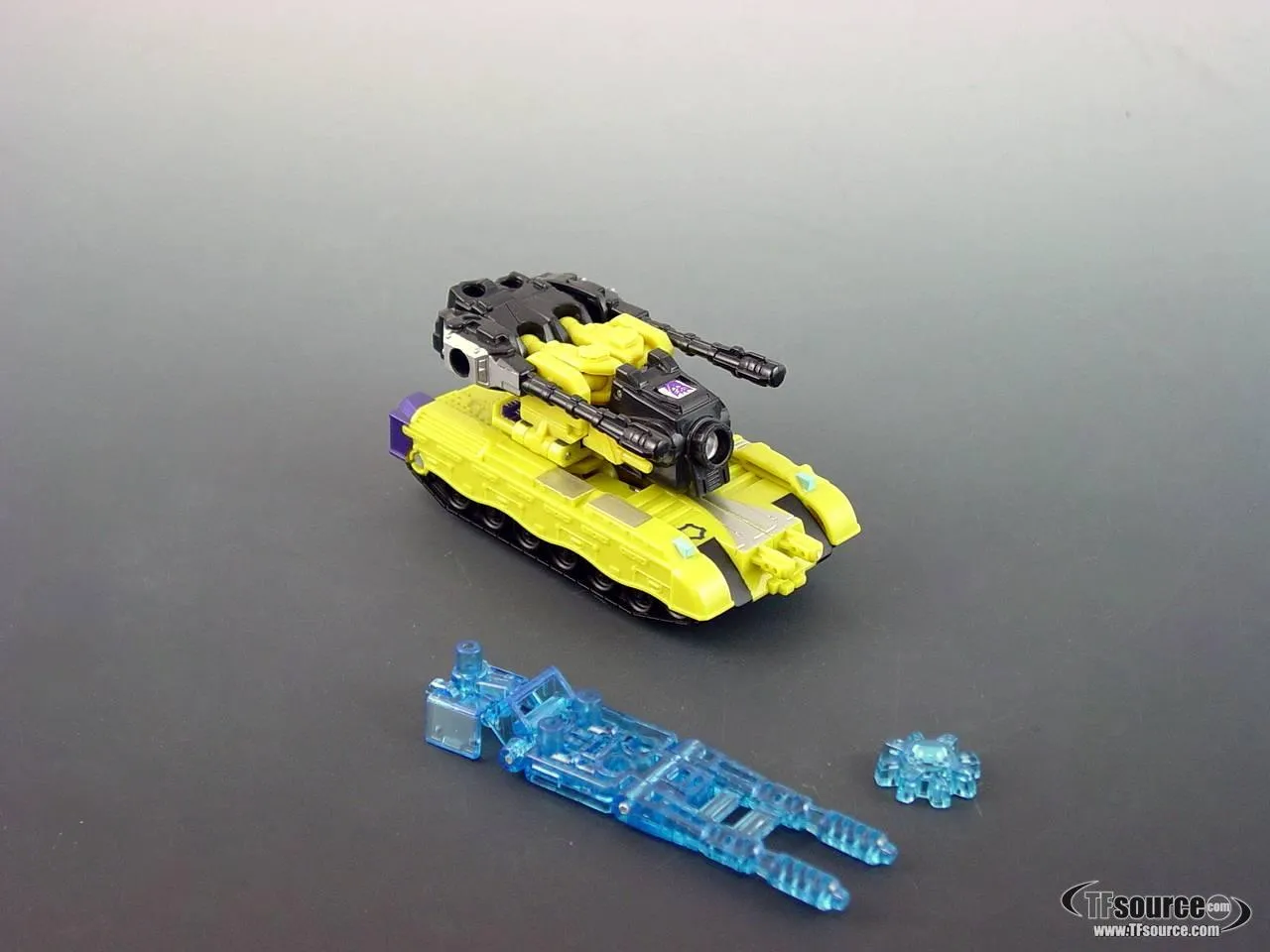 Basic Class Blight | Transformers Energon