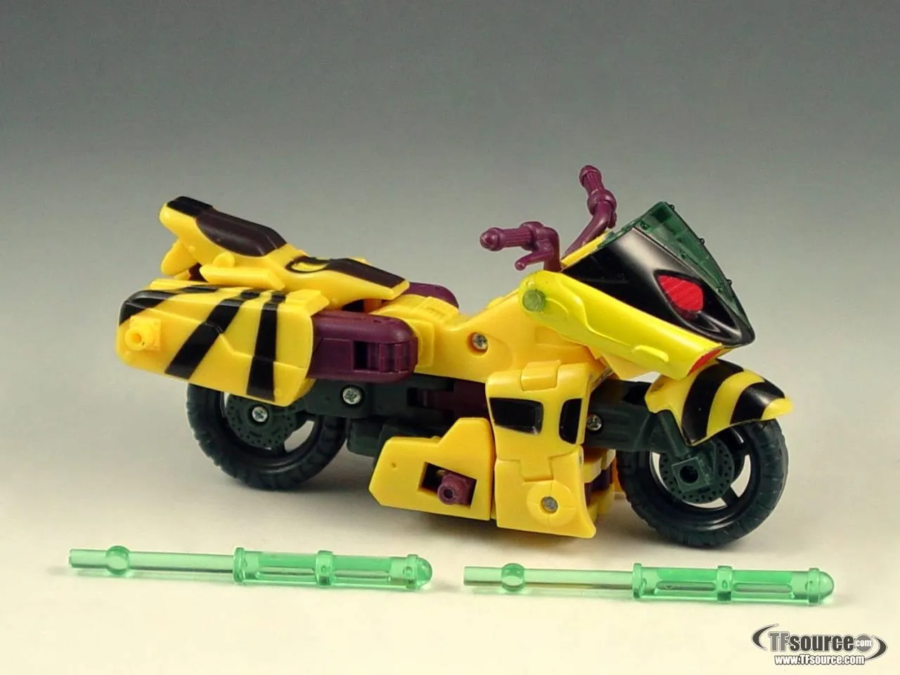 Deluxe Class Rapid Run with Nightcruz and Nightscream Mini-Cons | Transformers Energon